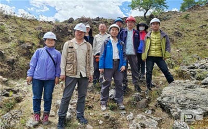 探索科技立异，助推攀西稀土成矿带新一轮找矿突破 ——王登红赴大陆槽稀土矿外围找矿一线指导事情