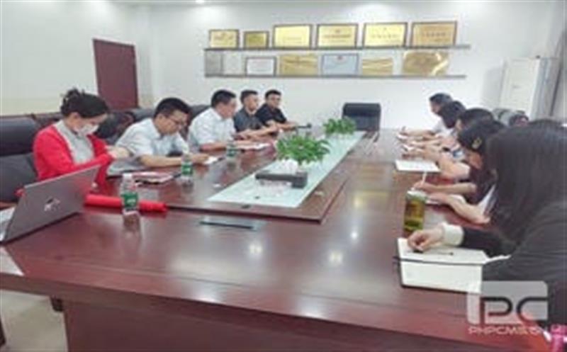 西核制造公司与建行新都支行开展党日运动联谊