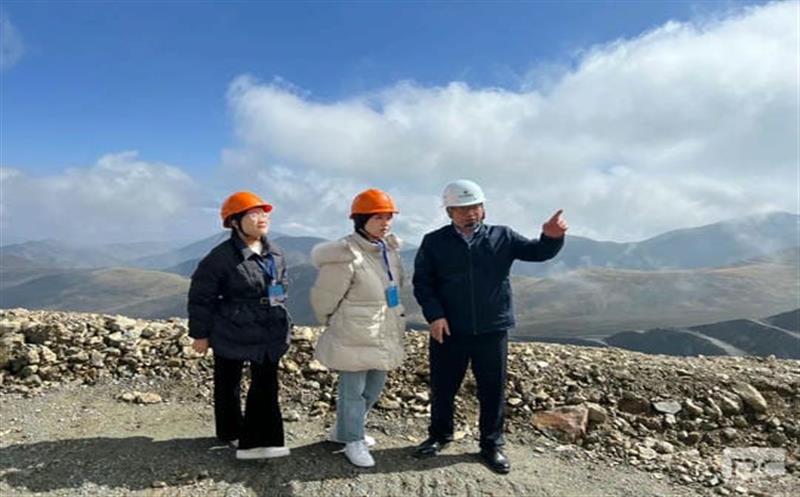 省自然AG真人娱乐厅财务与资金运用处和集团财务部赴松树南沟金矿检查事情