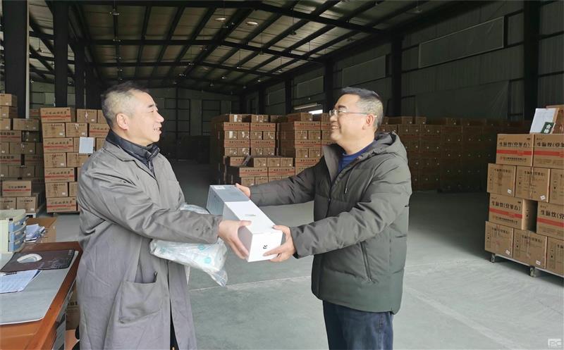 泰华堂制药开展冬季“送温暖”运动