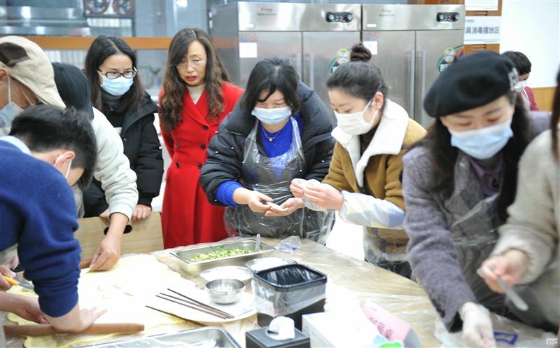 饺子飘香迎新年 凝心聚力谱新篇——蜀通建设集团举行包饺子角逐暨庆新春运动