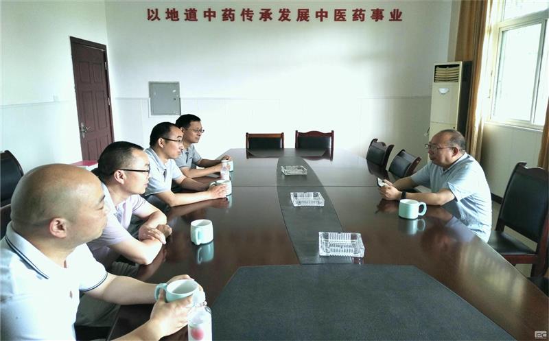 走出去，学得来——泰华堂制药开展挥发油网络系统手艺升级刷新调研式学习