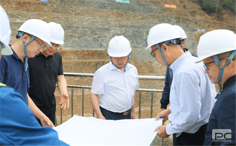 省自然AG真人娱乐投资集团向导赴大陆槽稀土矿山开展清静检查并视察矿山情形改善项目