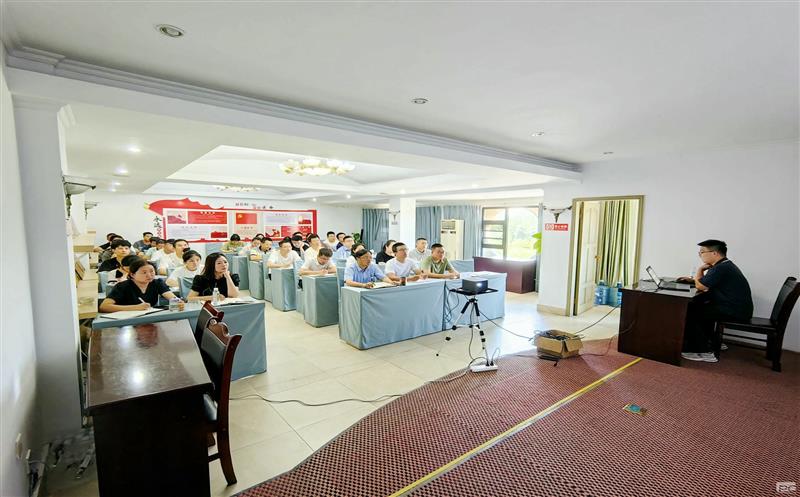 手艺赋能未来 培训引领前行 ——测绘公司举行水AG真人娱乐视察手艺培训